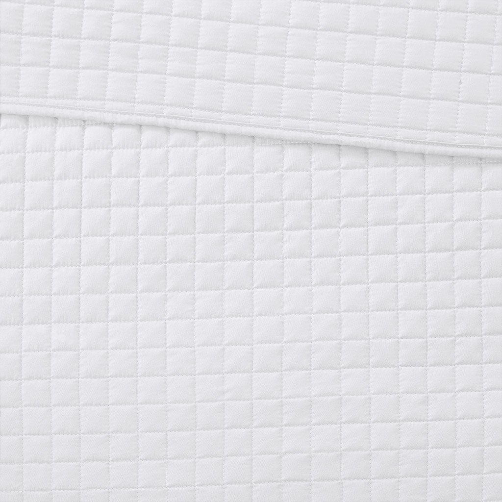 510 DESIGN Otto 3 Piece Coverlet Set White Full/Queen Full/Queen(90" x90) - Diamond Home USA