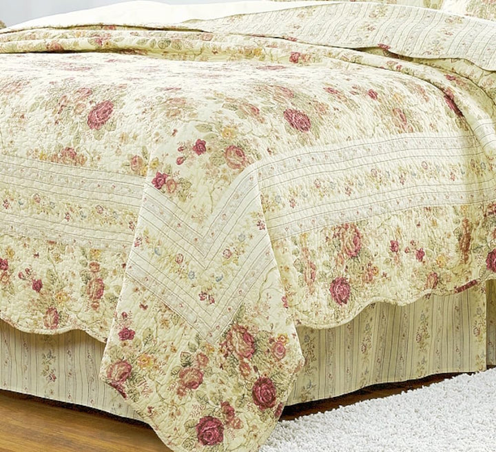 Chic Shabby Romantic Bedding Quilt Set