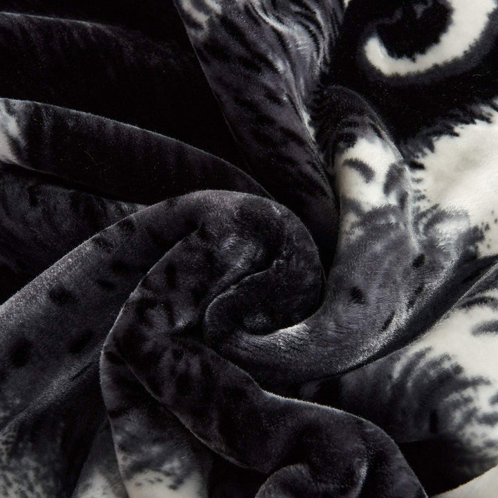 Wolf Printed Winter Heavy Blanket 10lbs Plush Korean Style King Size Black - Diamond Home USA