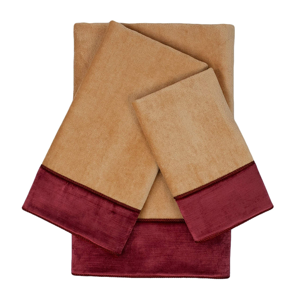 Sherry Kline Centinela 3-Piece Embellished Towel Set - 13 x 18 x .5/16 x 25 x - Diamond Home USA