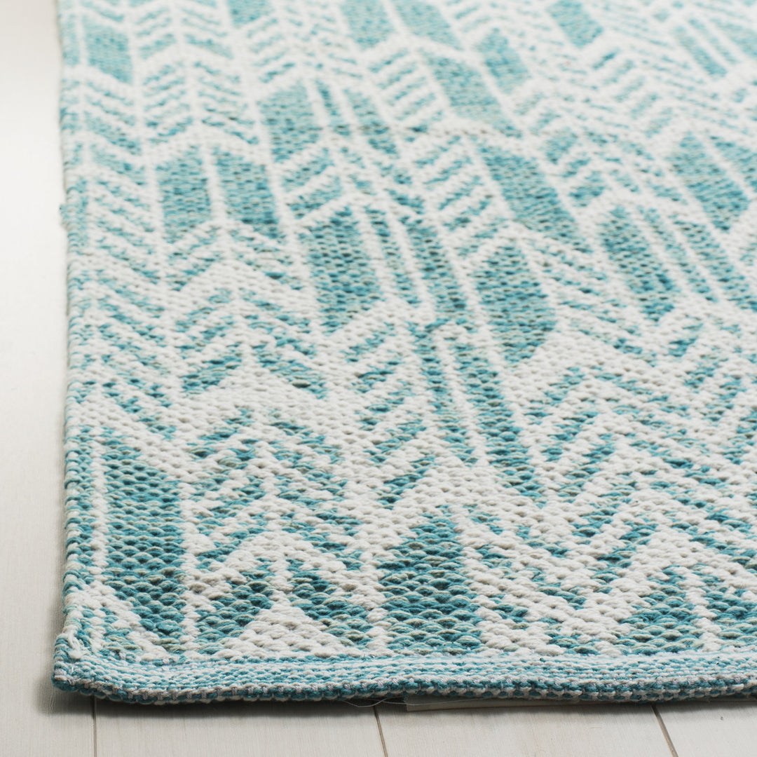 SAFAVIEH Montauk Collection Accent Rug - 3' x 5' Aqua & Ivory Handmade Cotton - Diamond Home USA