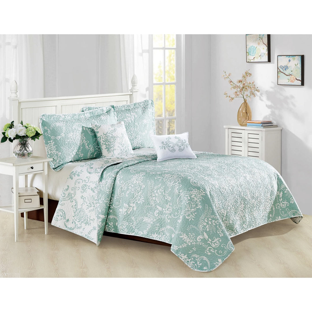 Serenta 5 Piece Printed Microfiber LA Boheme Quilt Set Taupe King King (102" x - Diamond Home USA