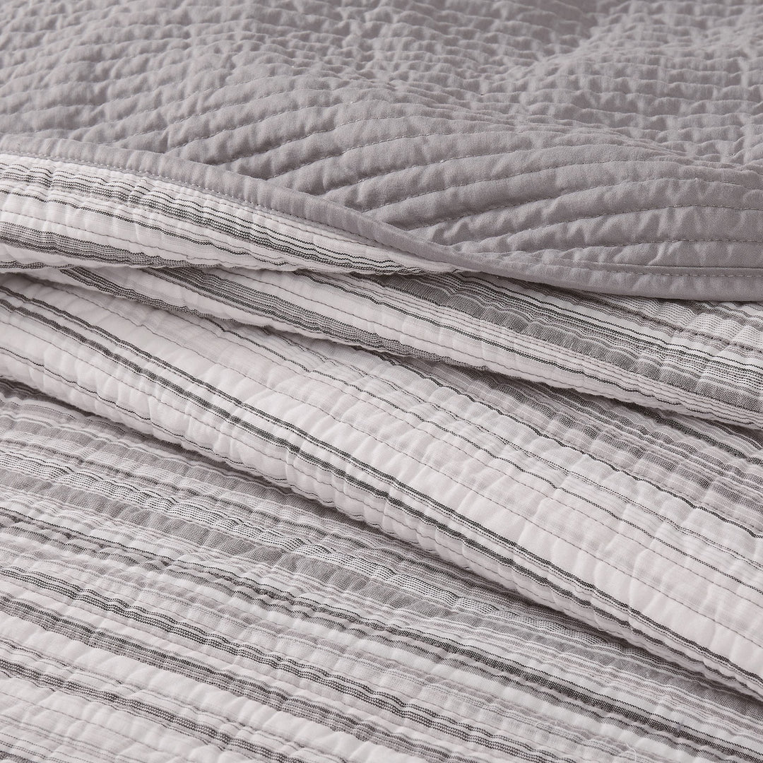 Brooklyn Loom Noah Stripe Yarn Dye Collection 3 Piece Quilt Set - King Grey - Diamond Home USA