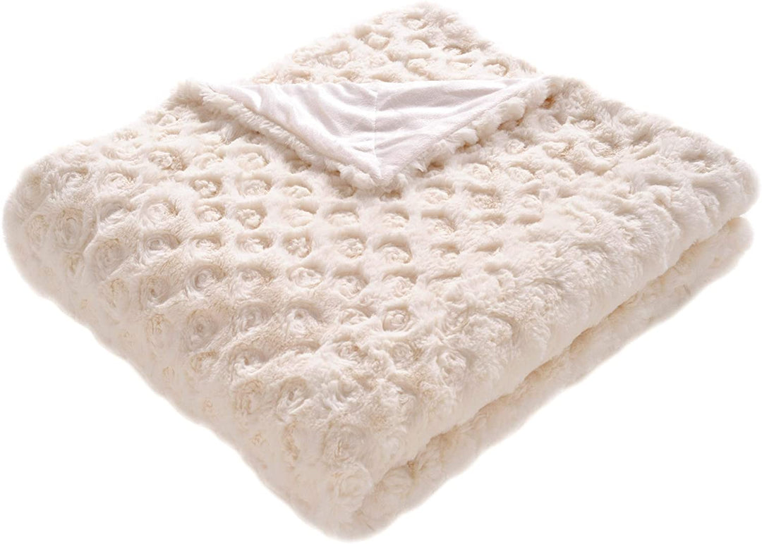 Pebbles Cream 50 X 60 inch Throw Blanket Off White Animal