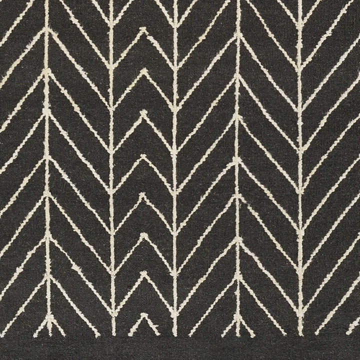 Hand Woven Somerton Indoor Area Rug 5' X 7'6" Black Ivory Chevron Geometric Modern Contemporary Rectangle Synthetic Viscose Wool Latex Free Handmade