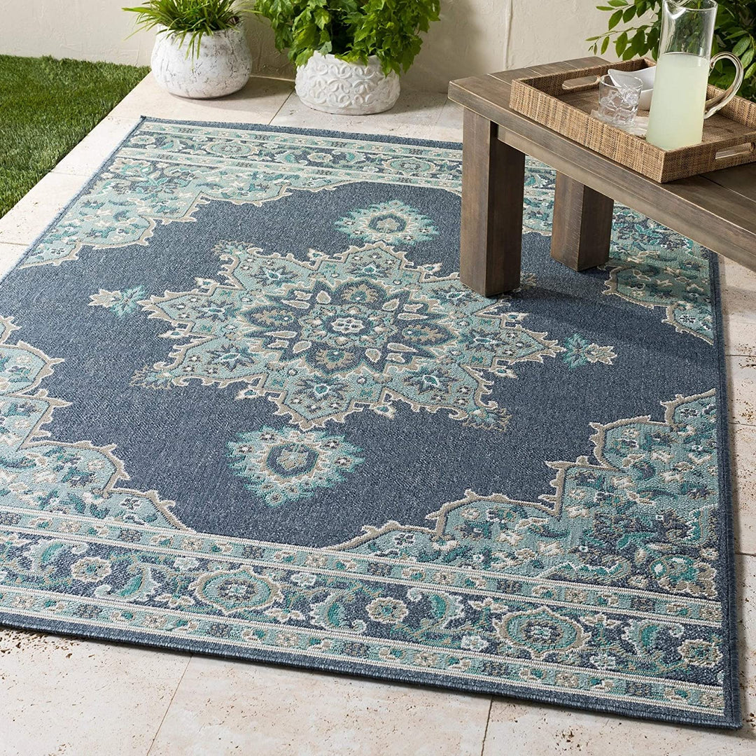 Medallion Indoor/Outdoor Area Rug 7'6" X 10'9" Blue