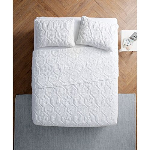 3 Piece White Embossed Seashell Theme Quilt Queen Set Beautiful Classic - Diamond Home USA