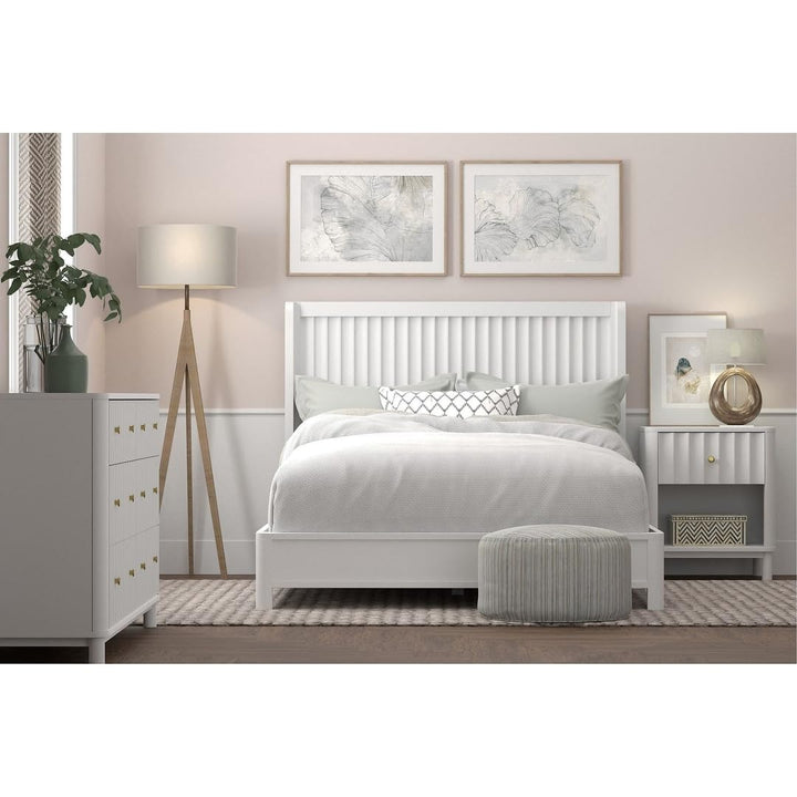 1 Drawer Nightstand White Modern Contemporary Mahogany Felt Lined Top