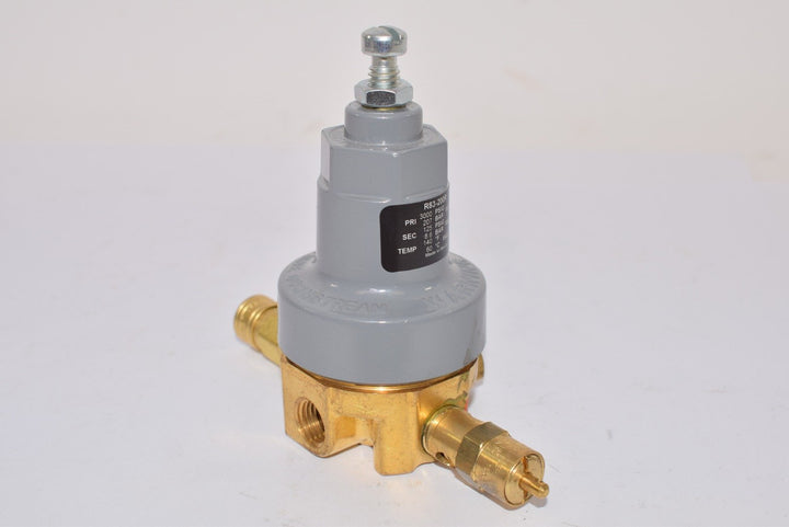 Dixon R83-200R 1/4 Series-1 Cylinder Gas Regulator Without Gauge Metal/Plastic - Diamond Home USA