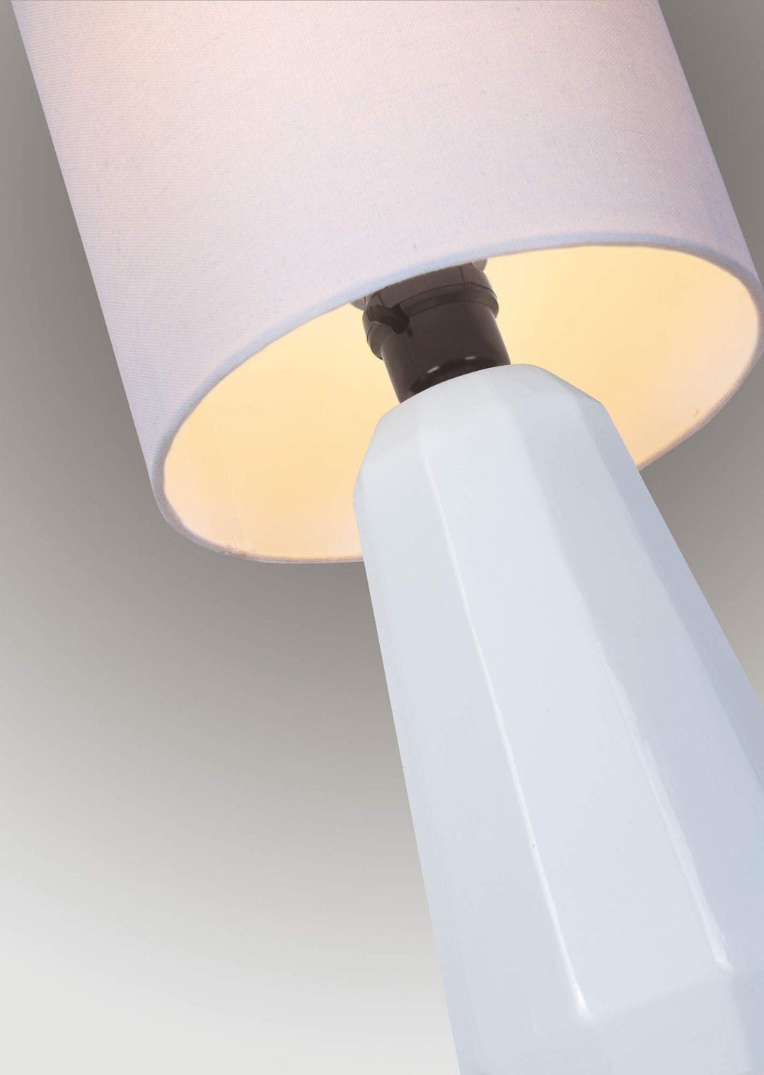 Lite Source Mini Table LAMP Jet Black Ceramic/White Linen Shade A 60W - Diamond Home USA