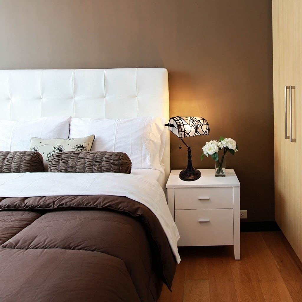 Tiffany Style Vintage Banker Lamp 15" Tall 16 Clear Brown - Diamond Home USA