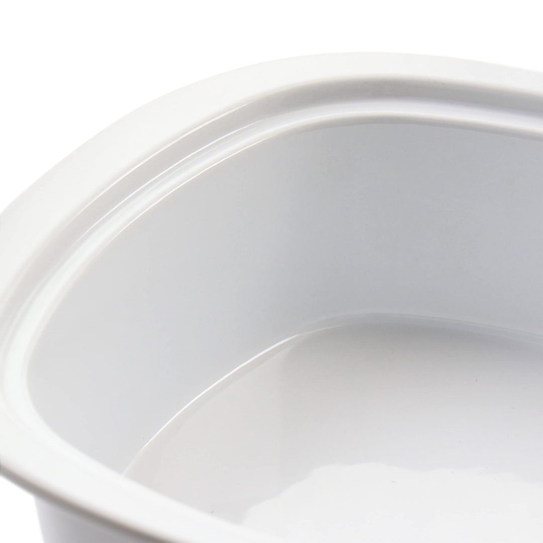 Dining 1.9 Quart Stoneware Casserole In White With Glass Lid - Diamond Home USA