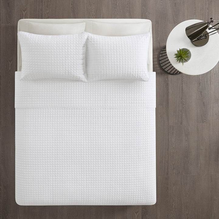 510 DESIGN Otto 3 Piece Coverlet Set White Full/Queen Full/Queen(90" x90) - Diamond Home USA