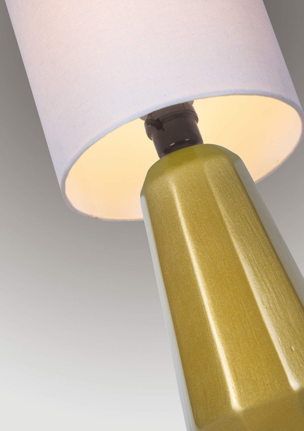 Lite Source Mini Table LAMP Jet Black Ceramic/White Linen Shade A 60W - Diamond Home USA