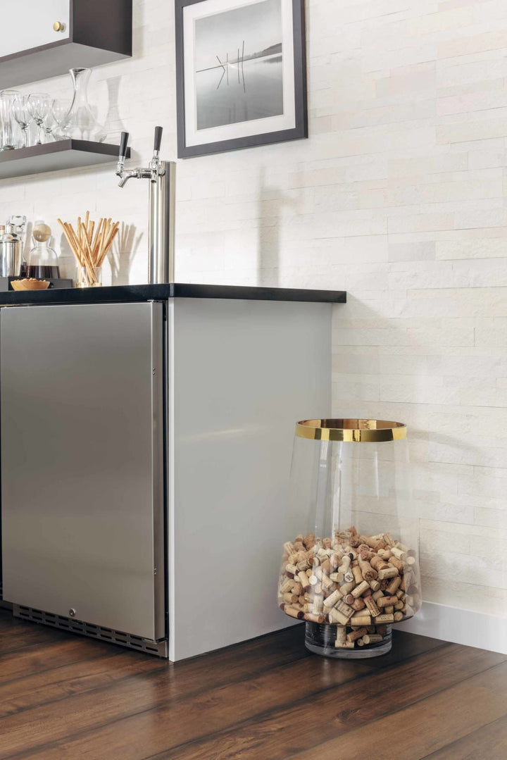 ACP Aspect 5.9-inch x 23.6-inch Golden Sandstone Peel and Stick Stone Backsplash - Diamond Home USA