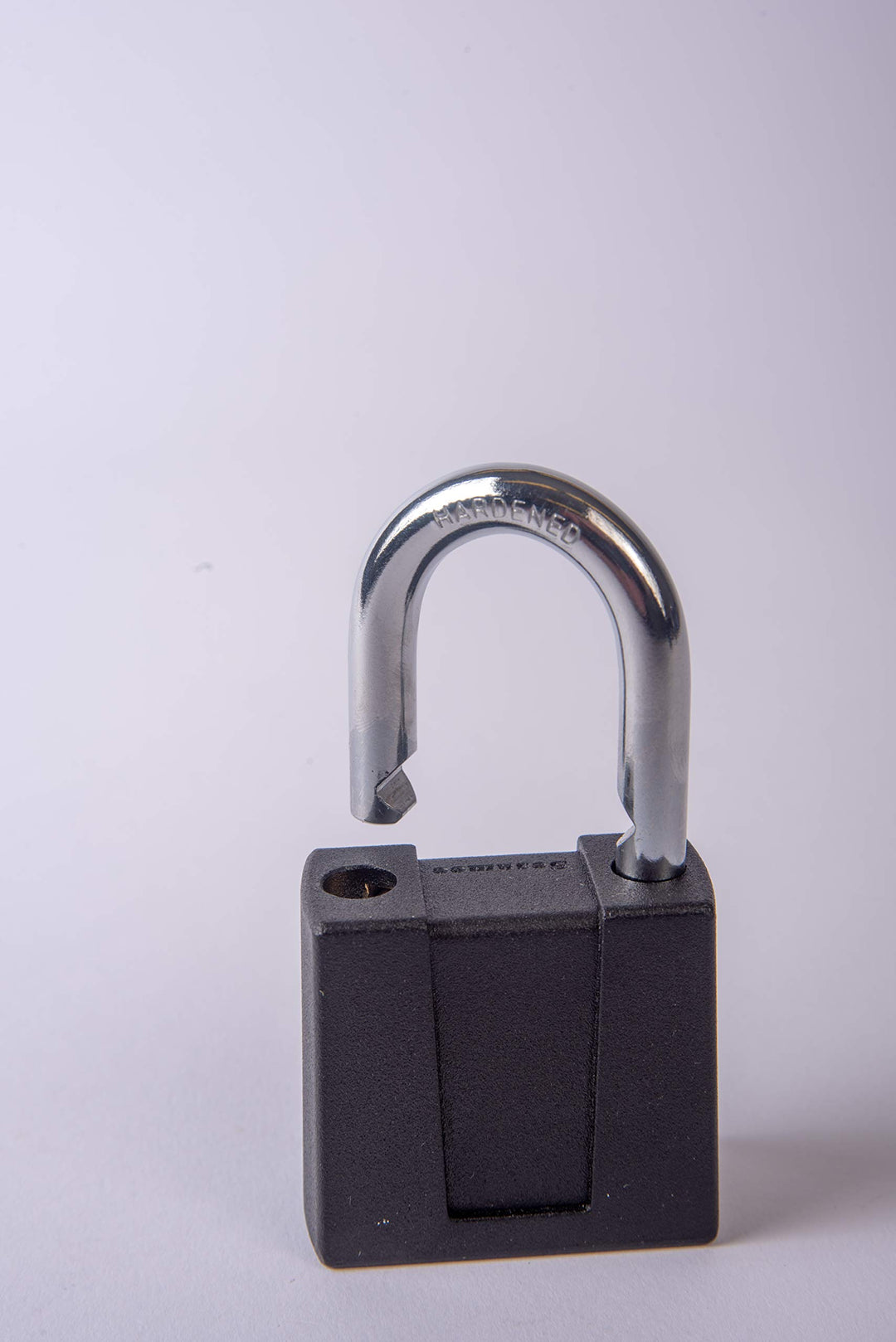 Sesamee K5003/4 4 Dial Bottom Resettable Combination Padlock with 1-Inch - Diamond Home USA
