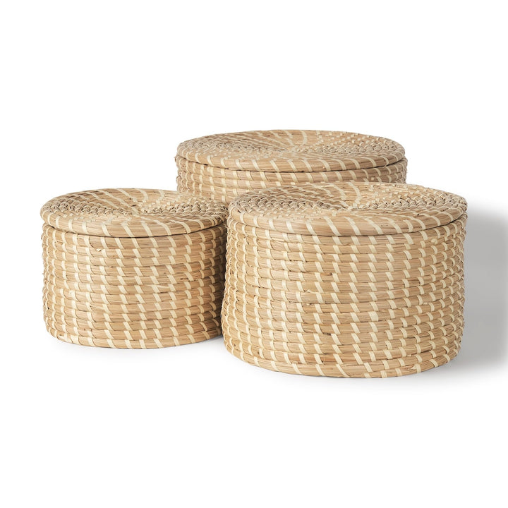 Light Brown Seagrass Palm Leaf Round Nesting Boxes W/Lids (Set Of 3) Beach