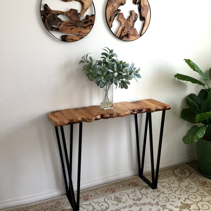 Cedar Wood Console Table 43.5''x13.8''x33.5''h Natural Cabin Lodge Specialty - Diamond Home USA