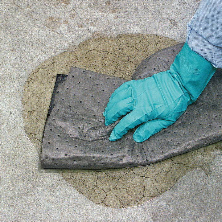 New Pig Extra-Duty Absorbent Mat Roll 14-Gal Absorbency Spunbond Outer Layers - Diamond Home USA