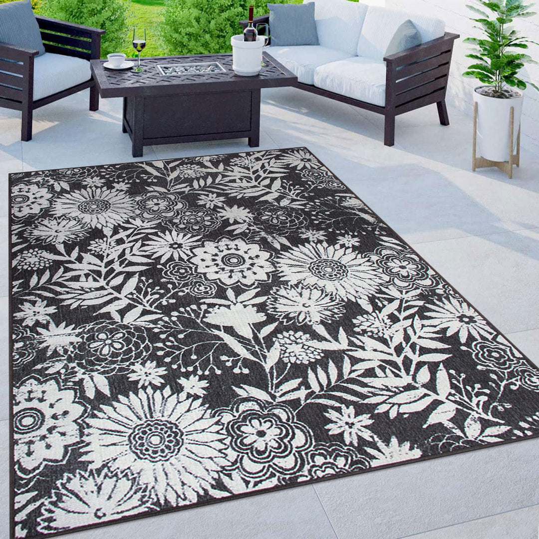 Rugshop MajorcaContemporary Floral Flowers Non-Shedding Outdoor Rugs for Deck 7'10"X10'