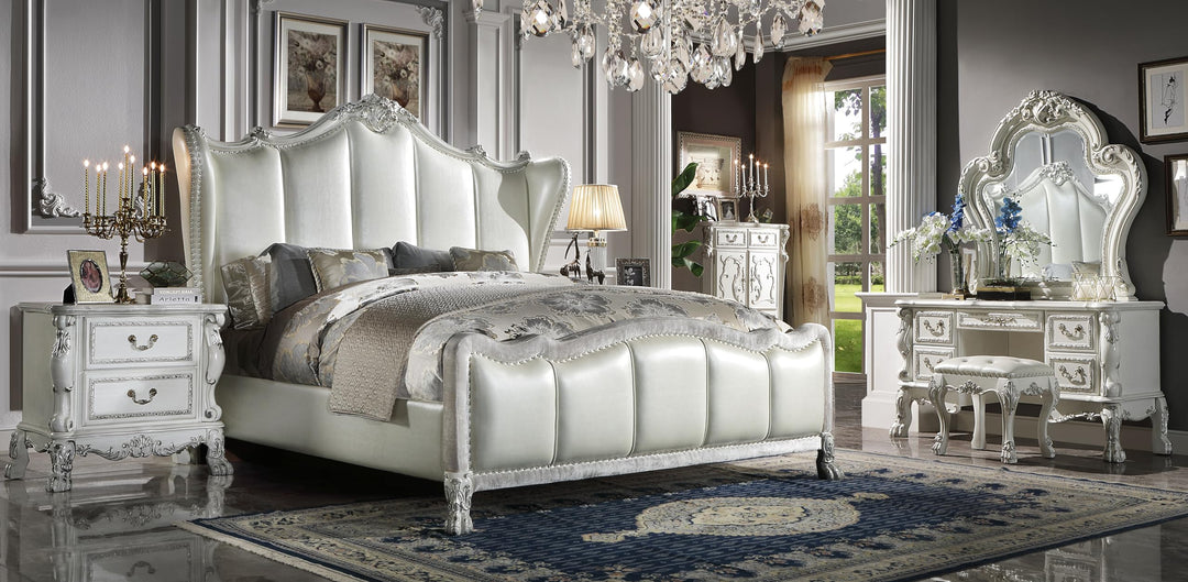 Acme Furniture Dresden II 20" Traditional Faux Leather Vanity Stool in White - Diamond Home USA