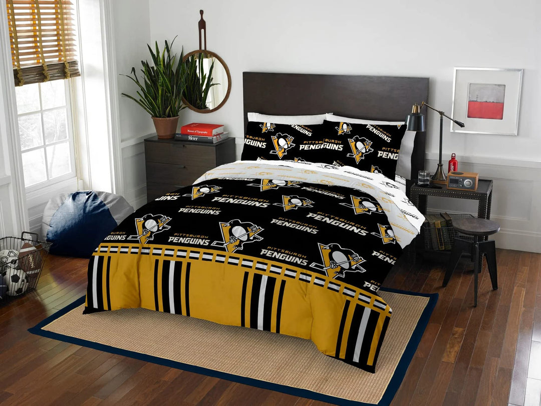 Northwest NHL Pittsburgh Penguins Unisex-Adult Bed in a Bag Set Queen Rotary