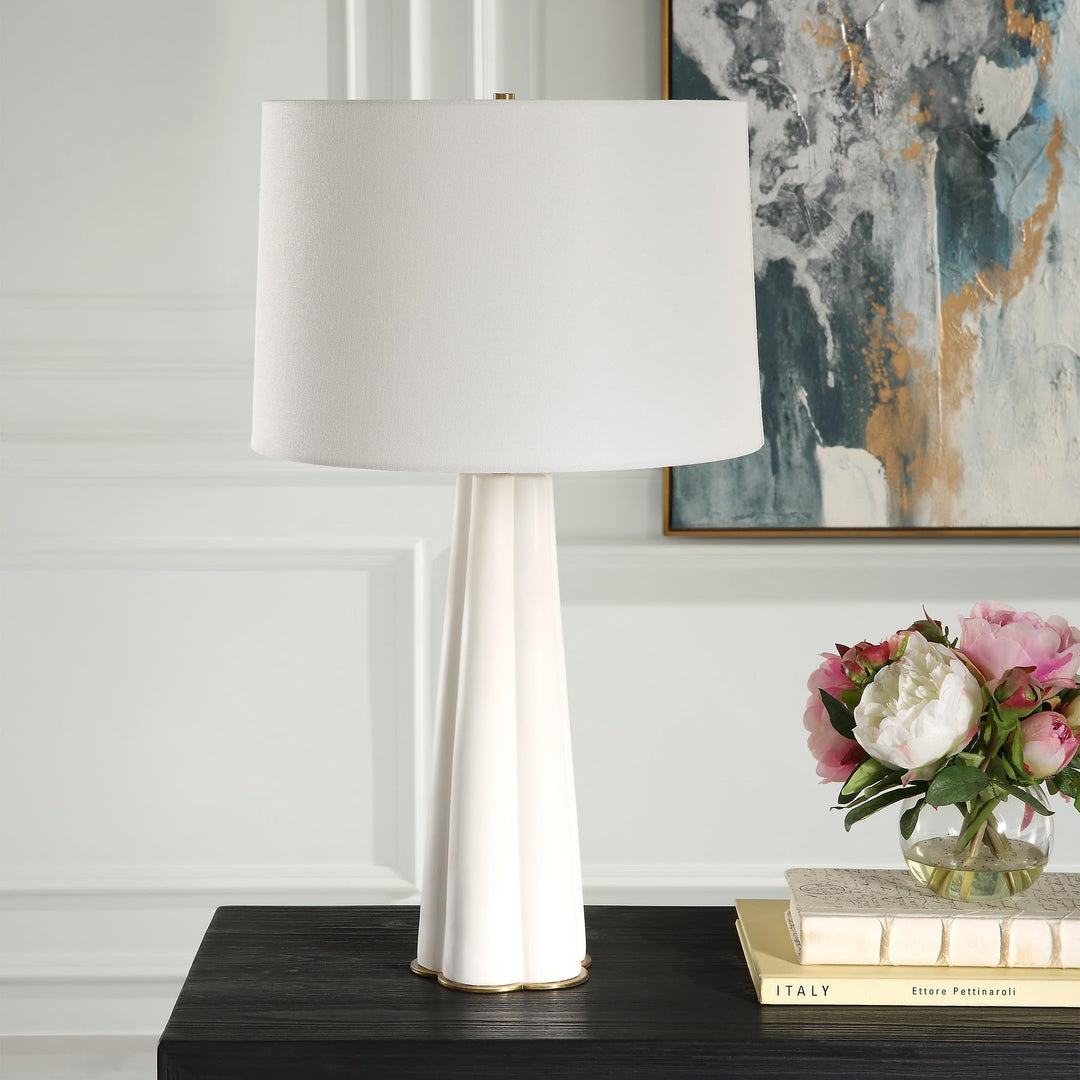 Satin White Ceramic Table Lamp 15" w X 26" h 15" d Modern Contemporary Bulbs - Diamond Home USA