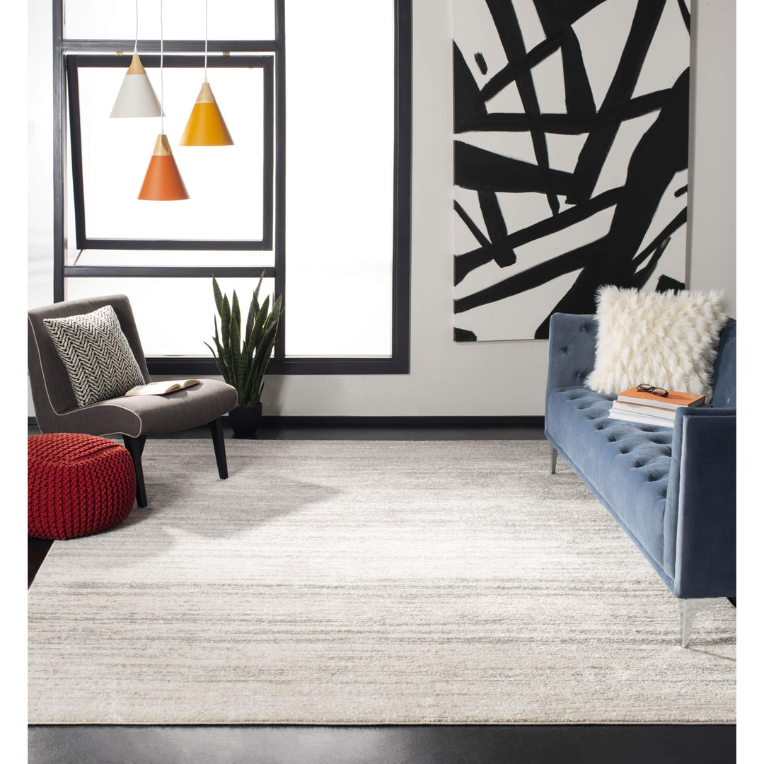 SAFAVIEH Adirondack Collection Area Rug - 6' x 9' Ivory & Silver Modern Ombre - Diamond Home USA