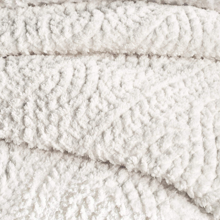 G.H. Bass Plush Sherpa Cable Knit Fluffy Soft Solid Pinsonic Cozy Comforter Full - Queen - Diamond Home USA