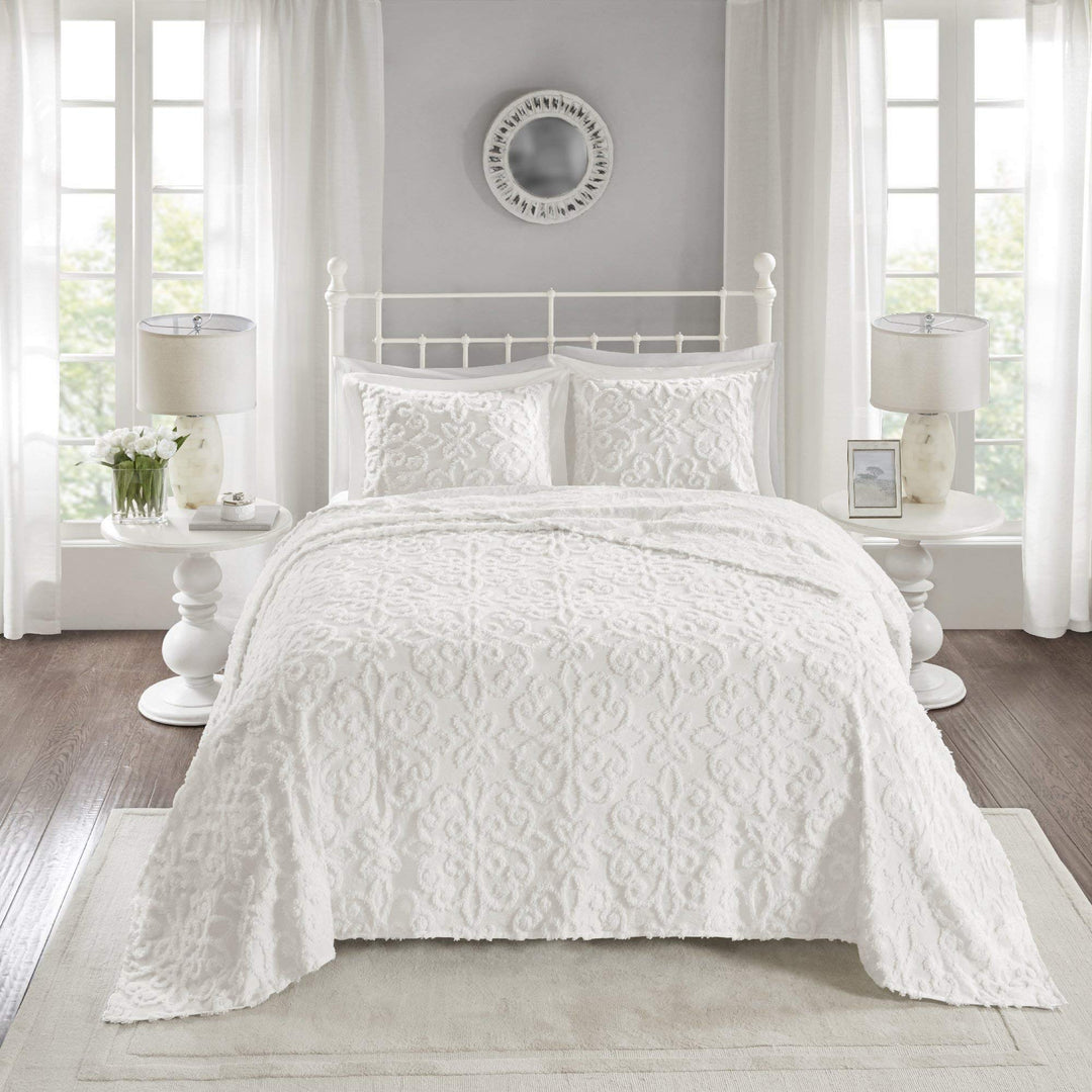Oversized White Chenille Bedspread Full/Queen 102x118 Vintage Medallion Extra - Diamond Home USA