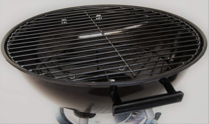 Panther 18.5" Charcoal Kettle Grill - Diamond Home USA