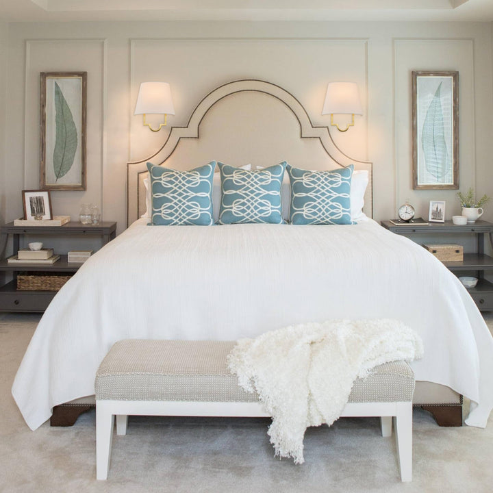 1-light Gold Hardwired and Plug-in Dimmable Fabric Wall Sconce White Modern - Diamond Home USA