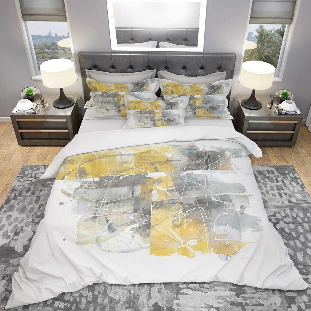 DESIGN ART Designart 'Moving in and Out of Traffic II Yellow Grey' Geometric Full/Queen Cover +2 Shams (comforter not included)