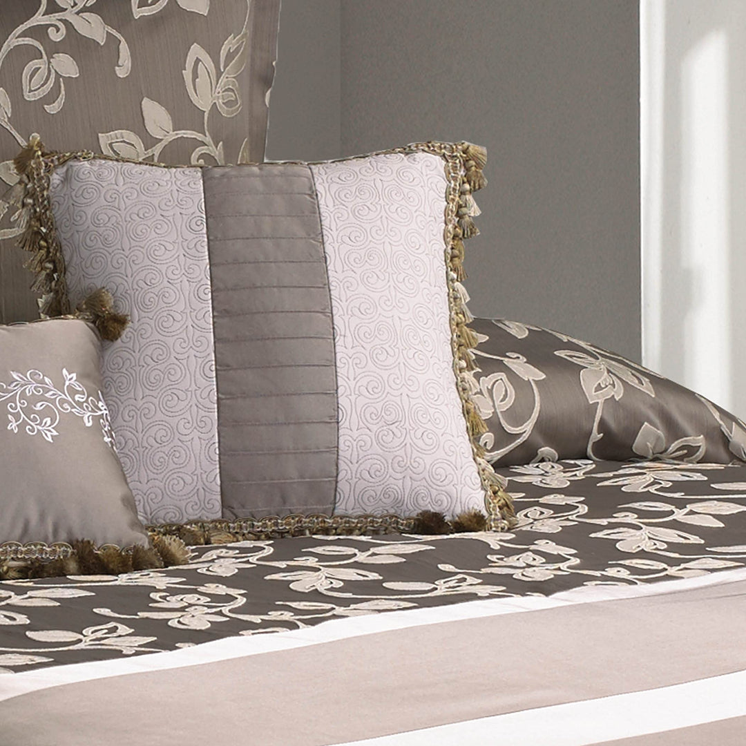 Riverbrook Home Sterling Collection Comforter Set Queen Heston - Platinum - Diamond Home USA