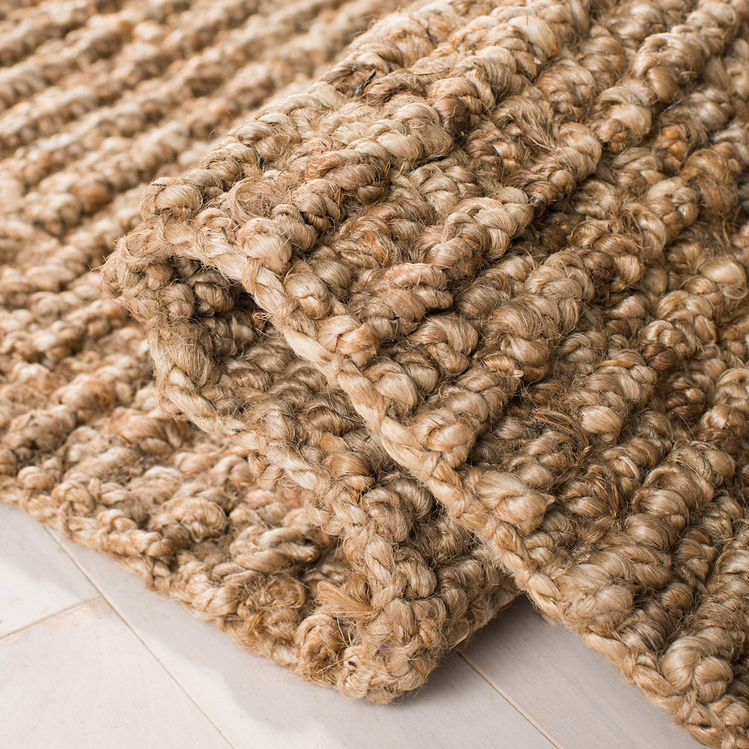 SAFAVIEH Natural Fiber Collection Area Rug - 5' x 8' Natural Handmade Chunky