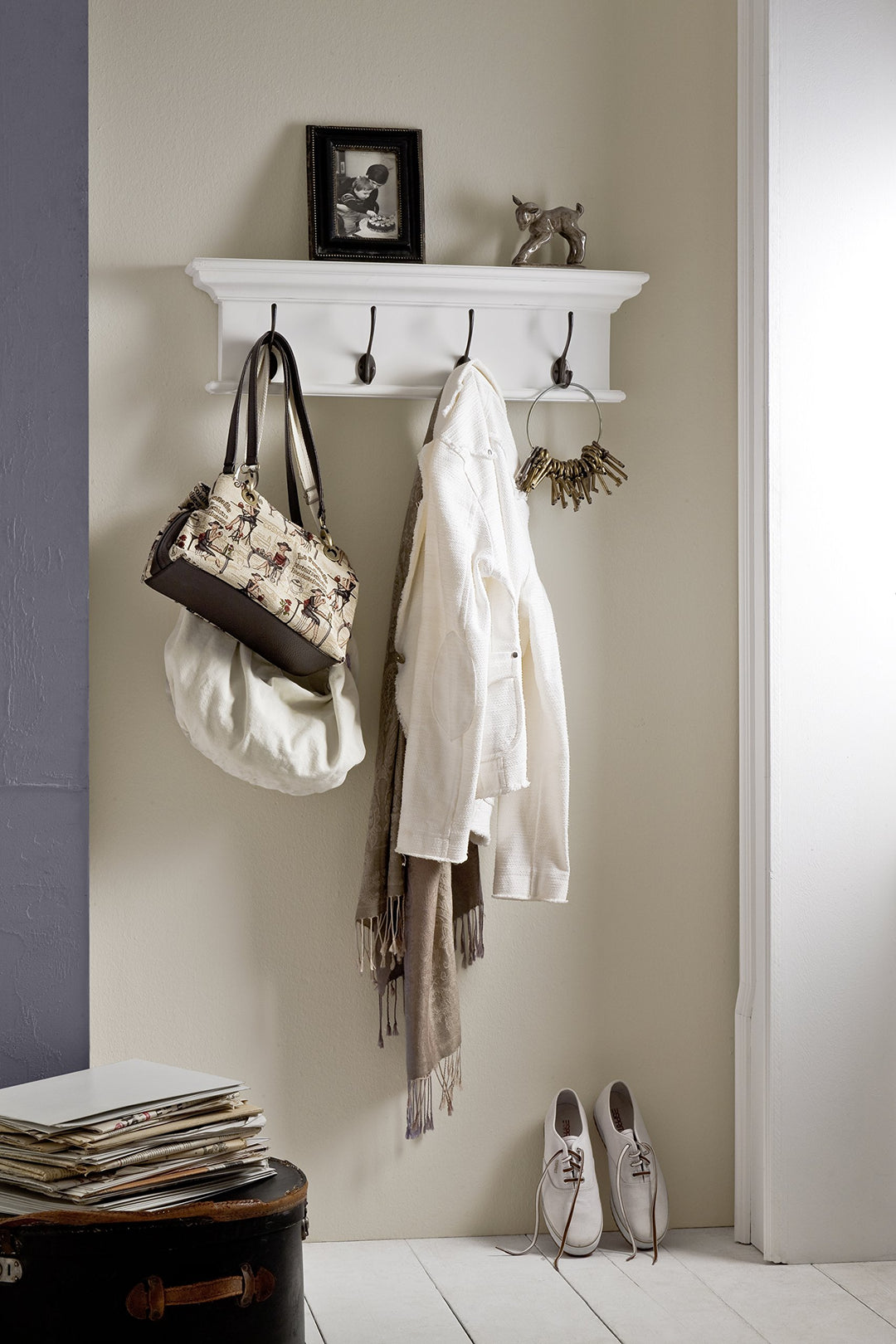 NovaSolo Halifax Pure White Mahogany Wood 4-Hook Coat Rack And Top Shelf