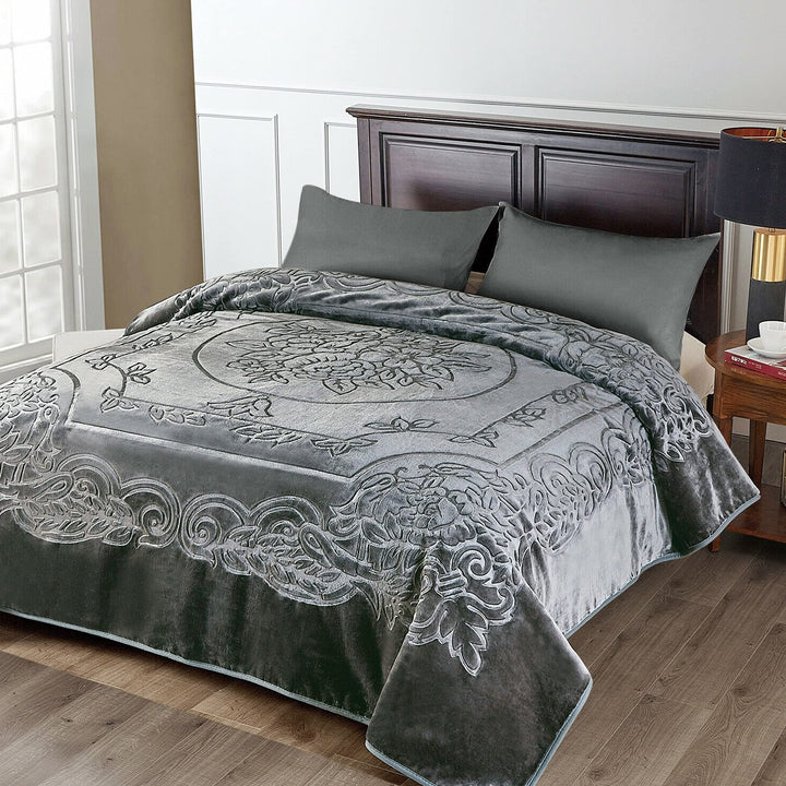 Thick Polyester Fall/Winter Blanket King Size Gray Grey oral French Country - Diamond Home USA