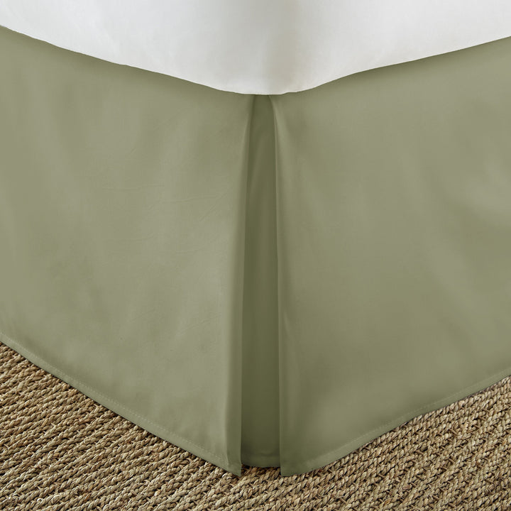 Solid Color Pattern 14-inch Drop Bed Skirt Size Elegant Luxurious