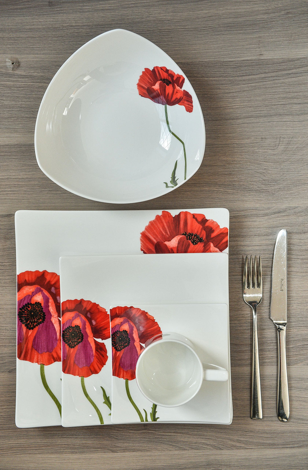 Red Vanilla Summer Sun Dinner Plates Set of 4 - Diamond Home USA