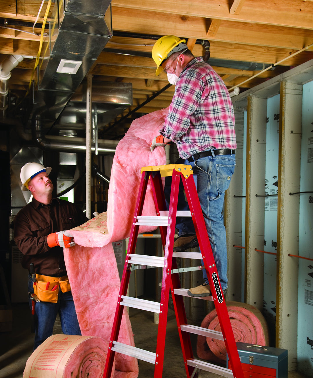 Louisville Ladder 4-Foot Fiberglass Step Ladder 300-Pound Load Capacity Type - Diamond Home USA
