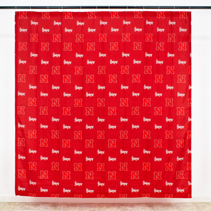 Nebraska Cornhuskers Printed Shower Curtain Cover 70" X 72" Red Sports - Diamond Home USA