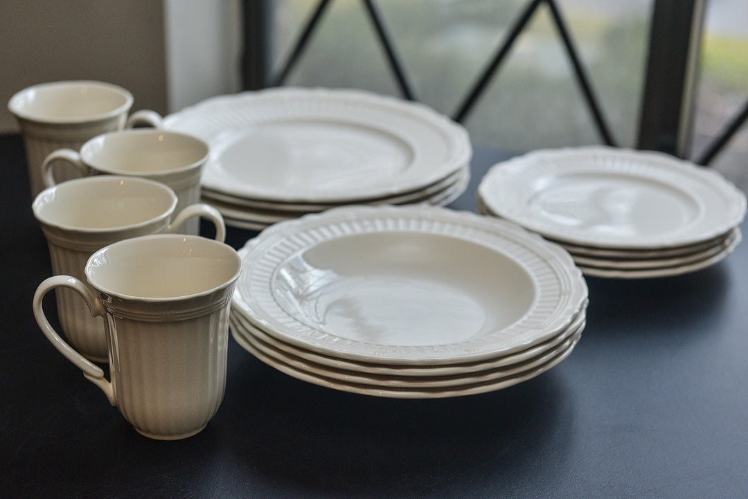 Red Vanilla FE900-402 Tuscan Villa Salad Plates (Set of 4) 8.5" White - Diamond Home USA