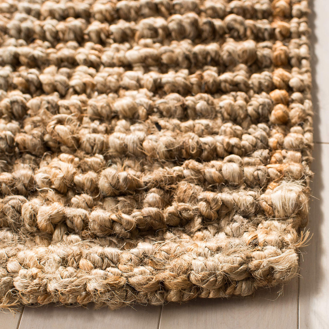 SAFAVIEH Natural Fiber Collection Area Rug - 5' x 8' Natural Handmade Chunky