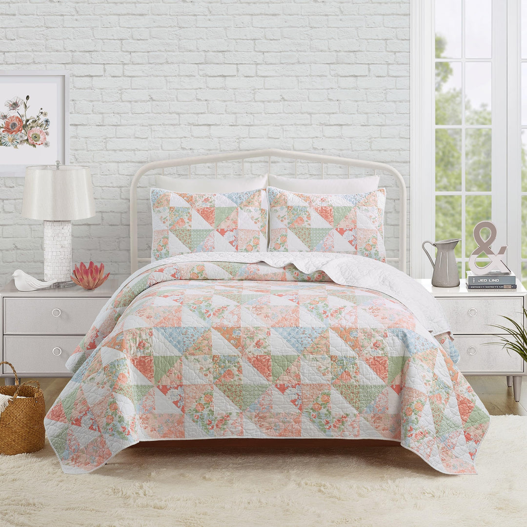 MODERN HEIRLOOM Coventry Vintage Patchwork Floral 2-Piece Quilt Set Twin