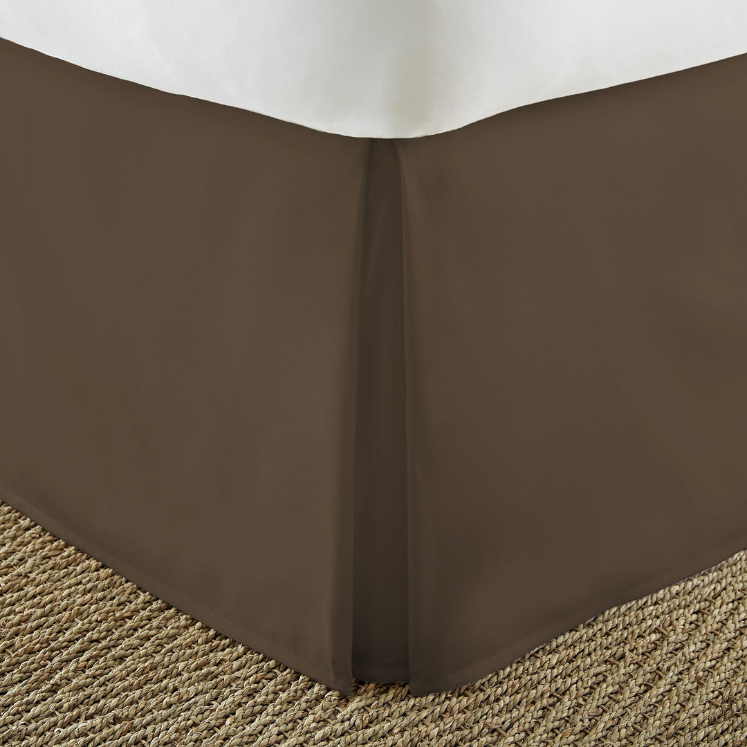 Solid Color Pattern 14-inch Drop Bed Skirt Size Elegant Luxurious