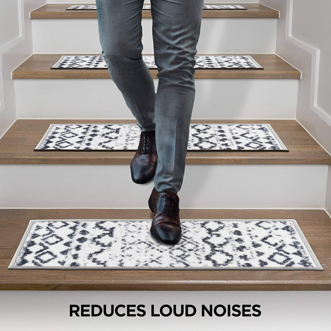 Rugshop Distressed Bohemian Non-Slip Stair Treads (Set of 4) 8.6" x 26" Cream - Diamond Home USA