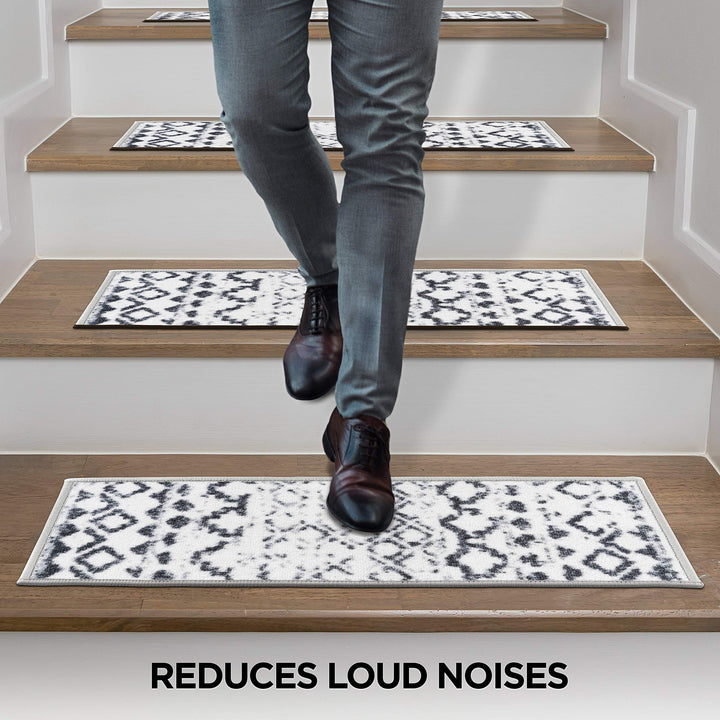 Rugshop Distressed Bohemian Non-Slip Stair Treads (Set of 4) 8.6" x 26" Cream - Diamond Home USA