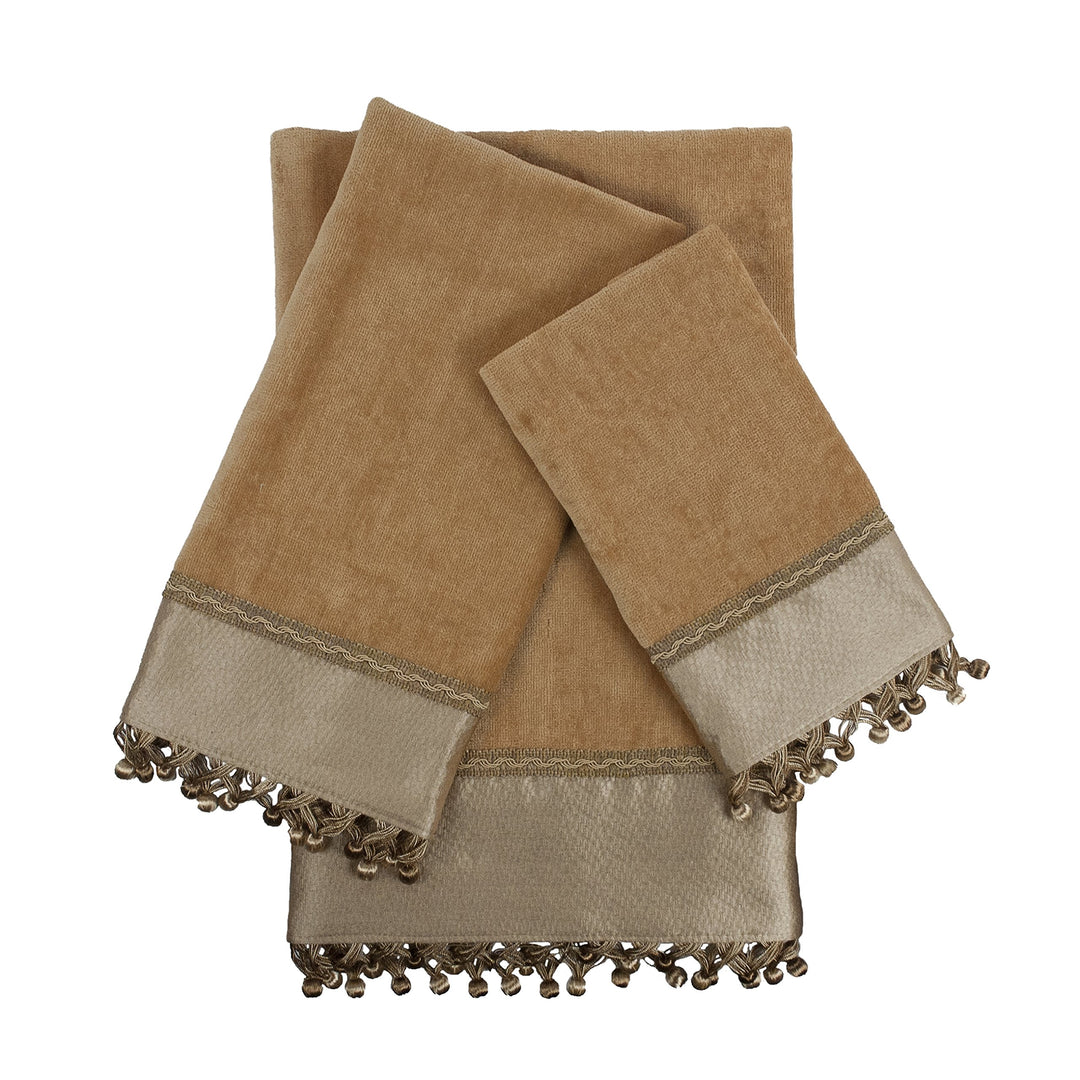 Sherry Kline Altadore 3-Piece Embellished Decorative Towels Gold