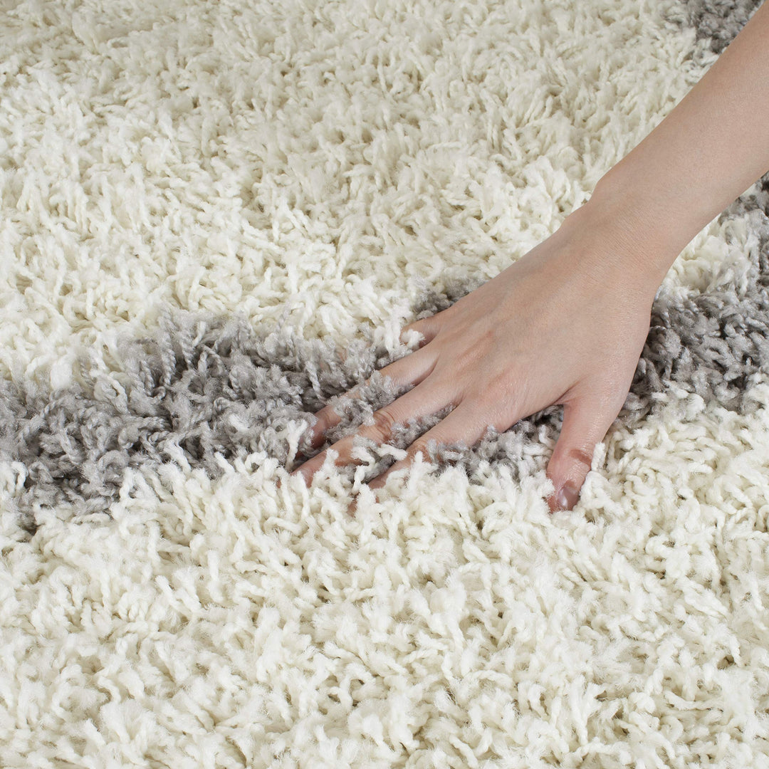 SAFAVIEH Dallas Shag Collection Accent Rug - 3' x 5' Ivory & Grey Trellis Design - Diamond Home USA
