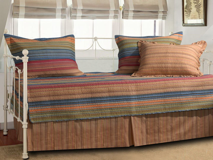 Greenland Home Katy Daybed Bedding Set 3'3 inches X 6'3 inches Multi